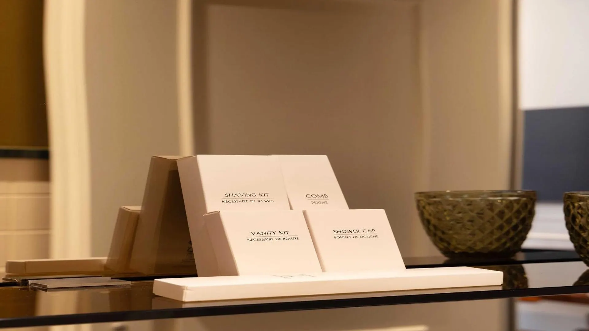 Palais Bourbon Hotel - Room 32 - 2P - Invalides Paris France